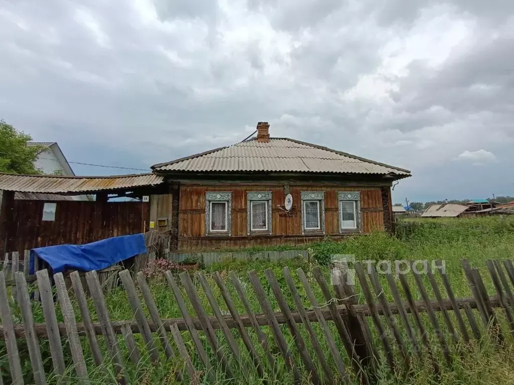 Дом в Челябинская область, Аргаяшский район, с. Байрамгулово ... - Фото 0