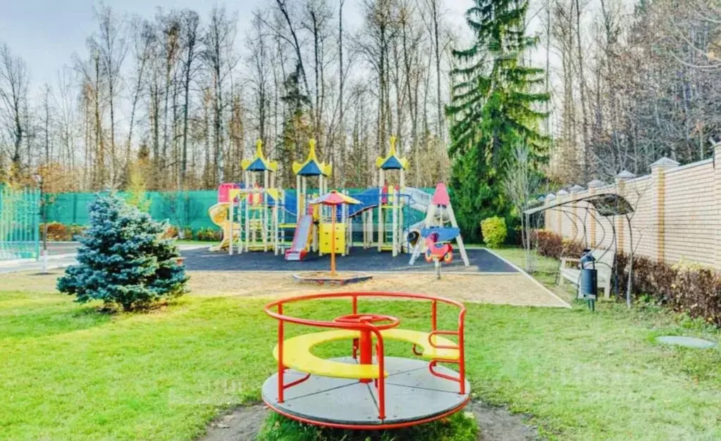 Коттедж в Московская область, Одинцовский городской округ, д. Бузаево, ... - Фото 2