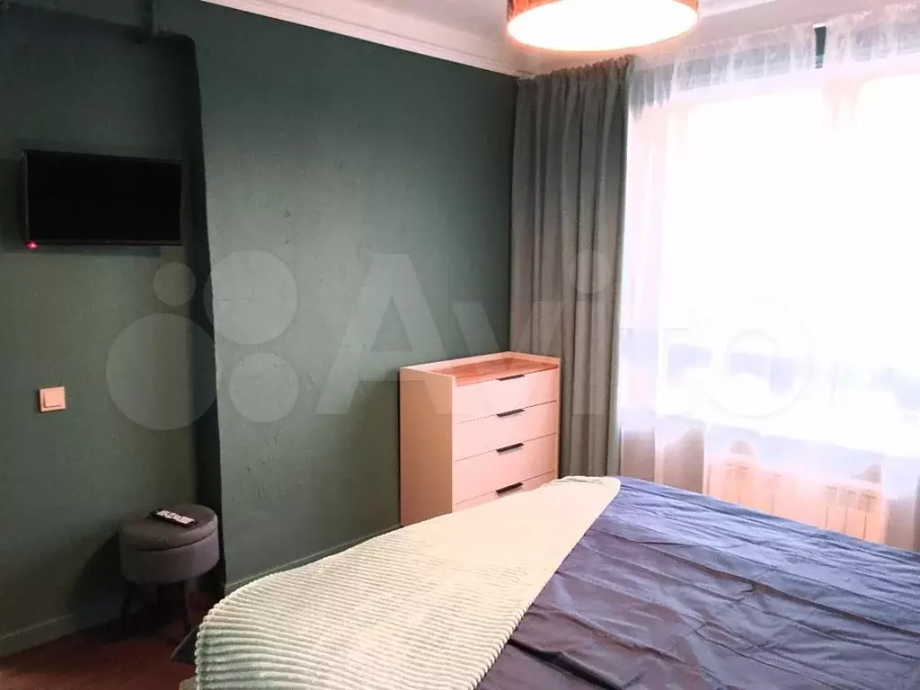 2-к. квартира, 60 м, 14/17 эт. - Фото 1
