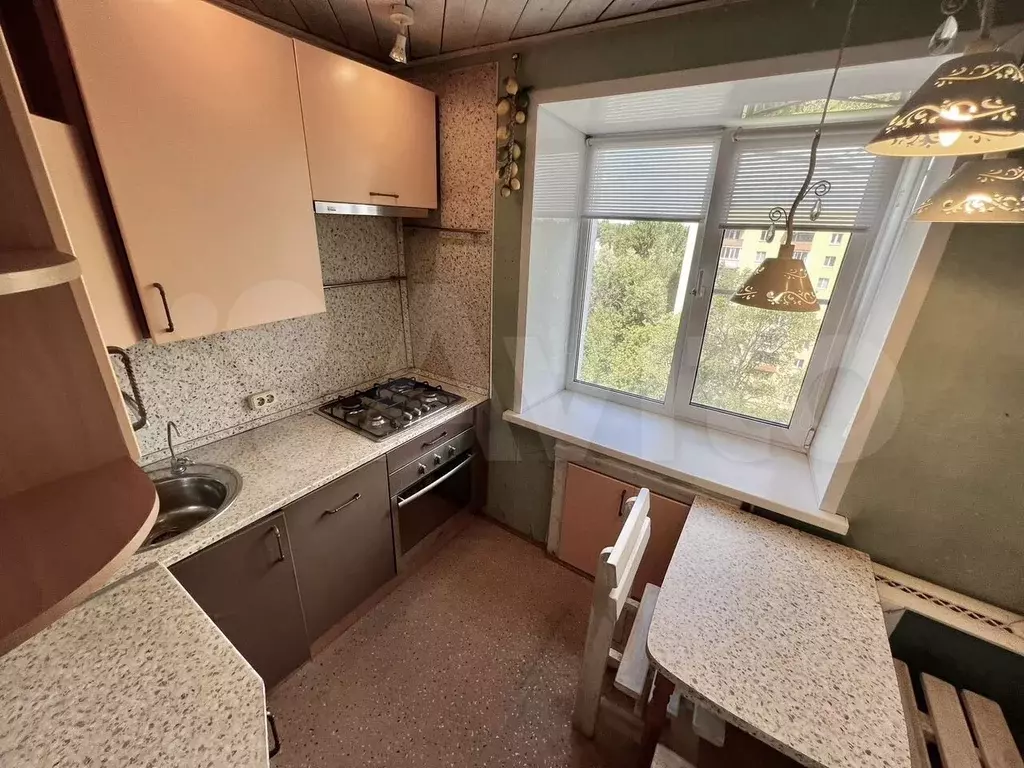2-к. квартира, 44 м, 9/9 эт. - Фото 0