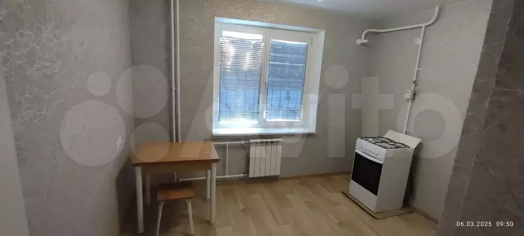 1-к. квартира, 37 м, 1/10 эт. - Фото 1