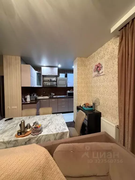 3-к кв. Волгоградская область, Волгоград ул. 51-й Гвардейской Дивизии, ... - Фото 2