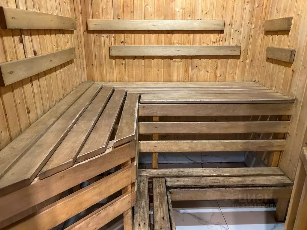 Дом в Татарстан, Казань ул. Клубная, 17 (200 м) - Фото 2