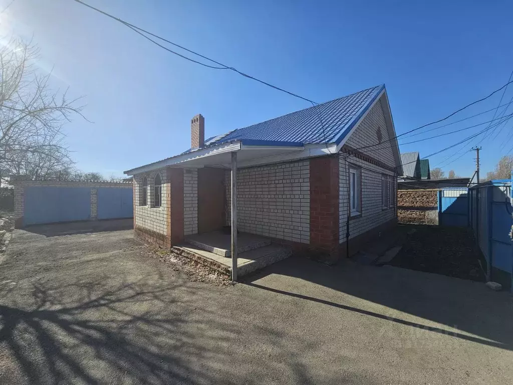 Дом в Саратовская область, Балаково ул. Шевченко, 72 (70 м) - Фото 0