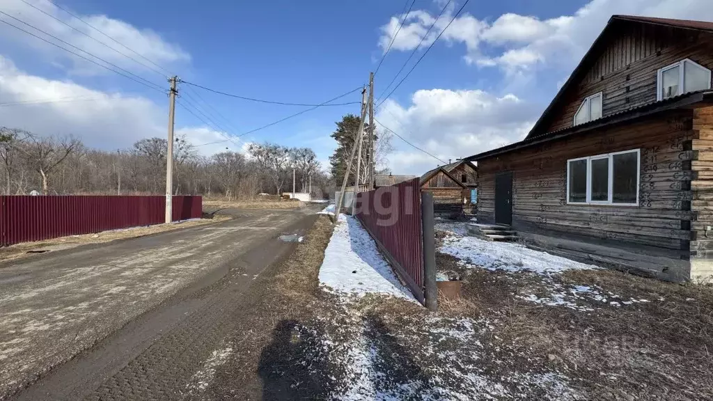Дом в Приморский край, с. Чугуевка ул. Школьная (142 м) - Фото 0