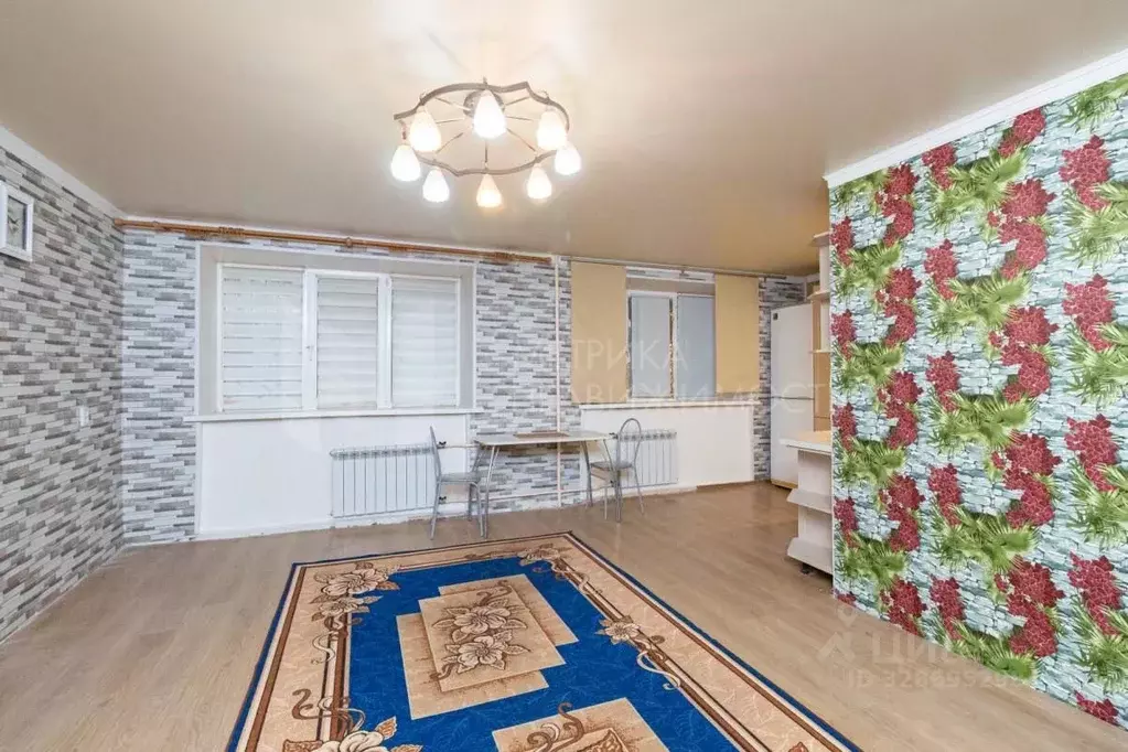 Студия Тюменская область, Тюмень ул. Декабристов, 148 (36.6 м) - Фото 1