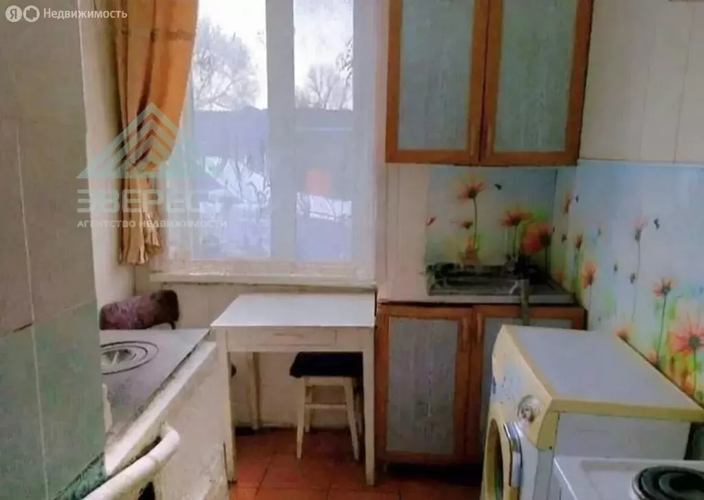 3-комнатная квартира: Абакан, улица Гагарина, 6 (56 м) - Фото 2