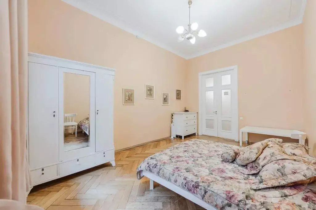 5-к кв. Санкт-Петербург ул. Пестеля, 7 (177.0 м) - Фото 1