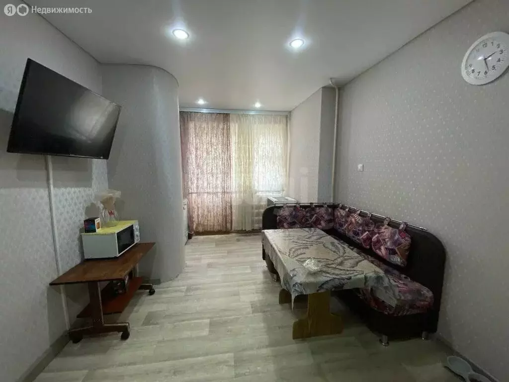 3-комнатная квартира: Омск, Мельничная улица, 89к1 (89.9 м) - Фото 2