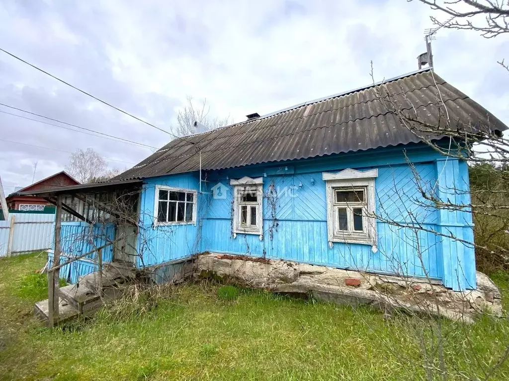 Дом в Калужская область, Дзержинский муниципальный округ, с. Дворцы ... - Фото 1