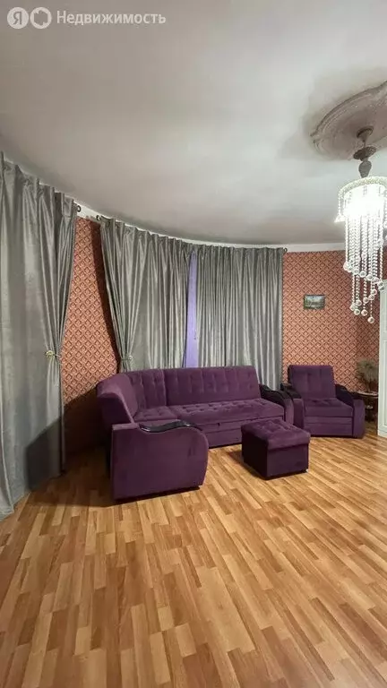 2-комнатная квартира: Махачкала, проспект Амет-хана Султана, 7 (80 м) - Фото 2