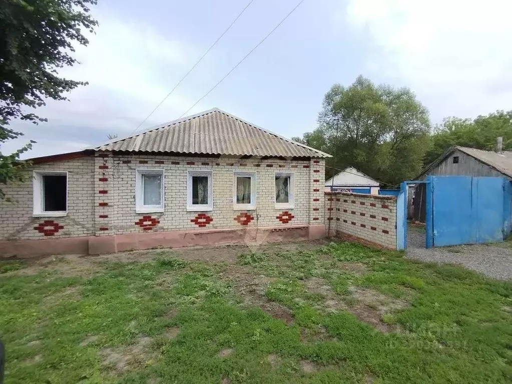Дом в Белгородская область, Старооскольский городской округ, с. ... - Фото 0