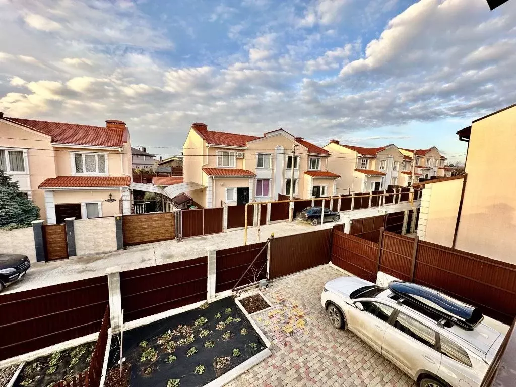 Дом в Севастополь ул. Лукомская, 48А (211 м) - Фото 1