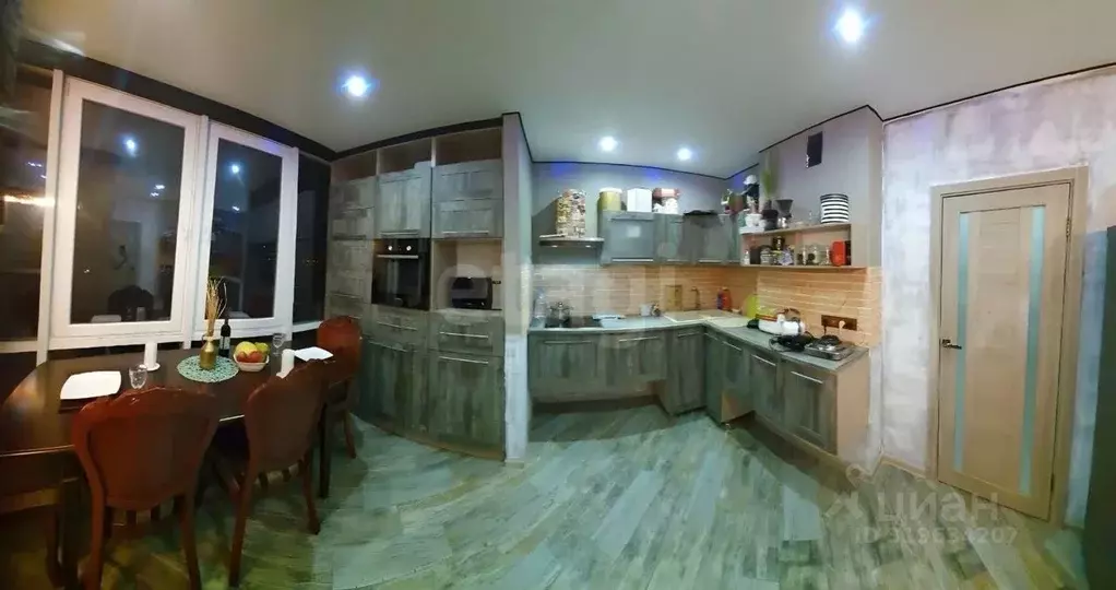 2-к кв. Белгородская область, Белгород Садовая ул., 118ж (72.0 м) - Фото 0