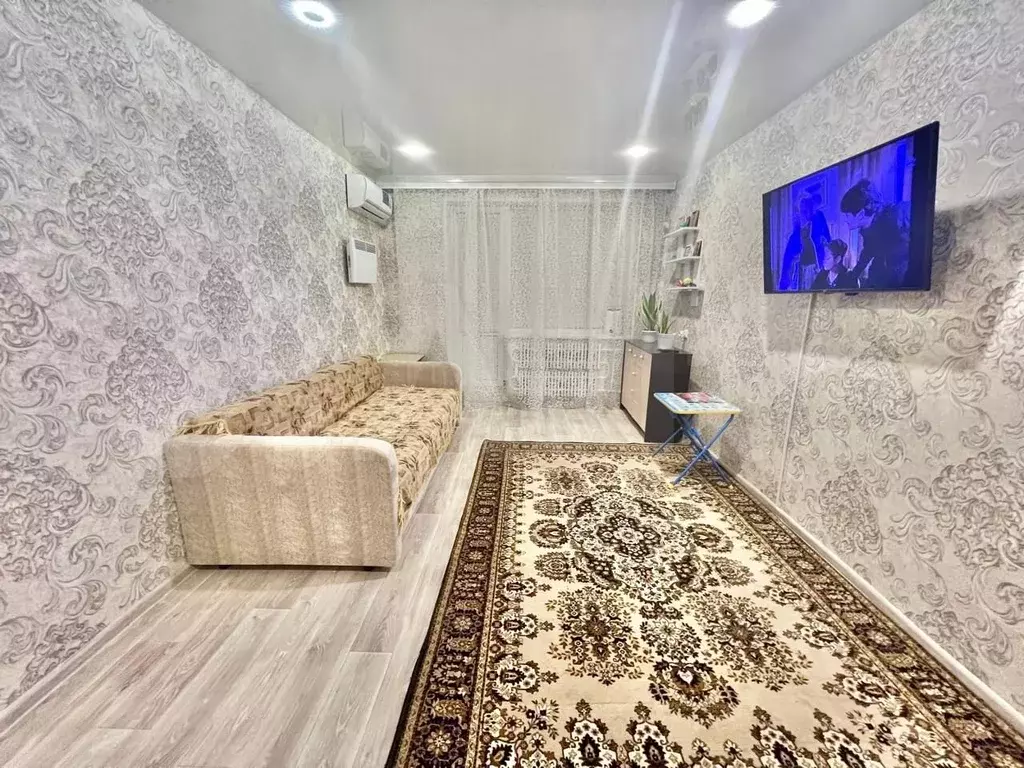 3-к. квартира, 70 м, 1/5 эт. - Фото 1