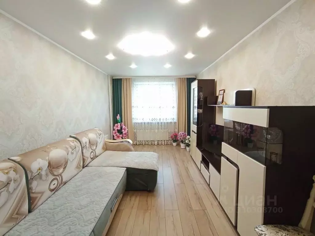 1-к кв. Татарстан, Казань Бирюзовая ул., 8 (40.0 м) - Фото 1