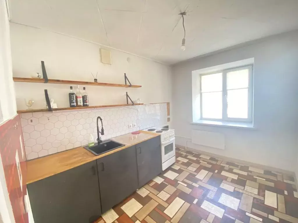 2-к кв. Хакасия, Абакан Трудовая ул., 73В (50.0 м) - Фото 2