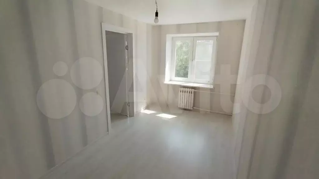 2-к. квартира, 42,3 м, 4/4 эт. - Фото 0