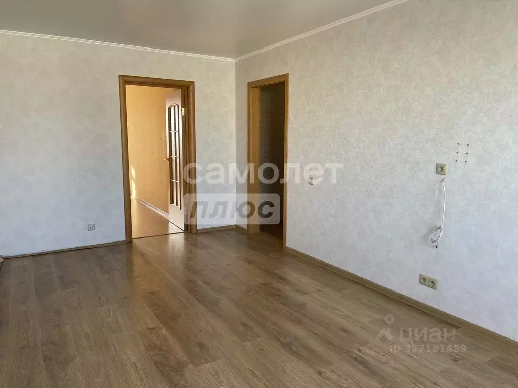 3-к кв. Омская область, Омск Заозерный мкр, просп. Менделеева, 10 ... - Фото 2