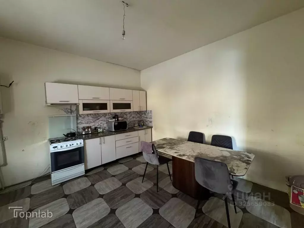 Дом в Кабардино-Балкария, Нальчик ул. Аэропортная, 27 (220 м) - Фото 2