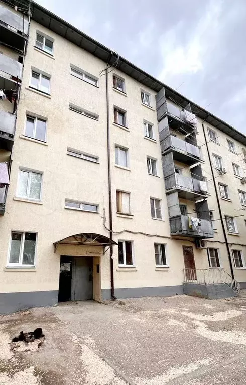 Комната 16,4 м в 5-к., 5/5 эт. - Фото 0