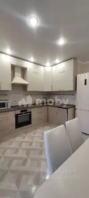 2-к кв. Калининградская область, Калининград проезд Крымский, 2 (66.5 ... - Фото 1