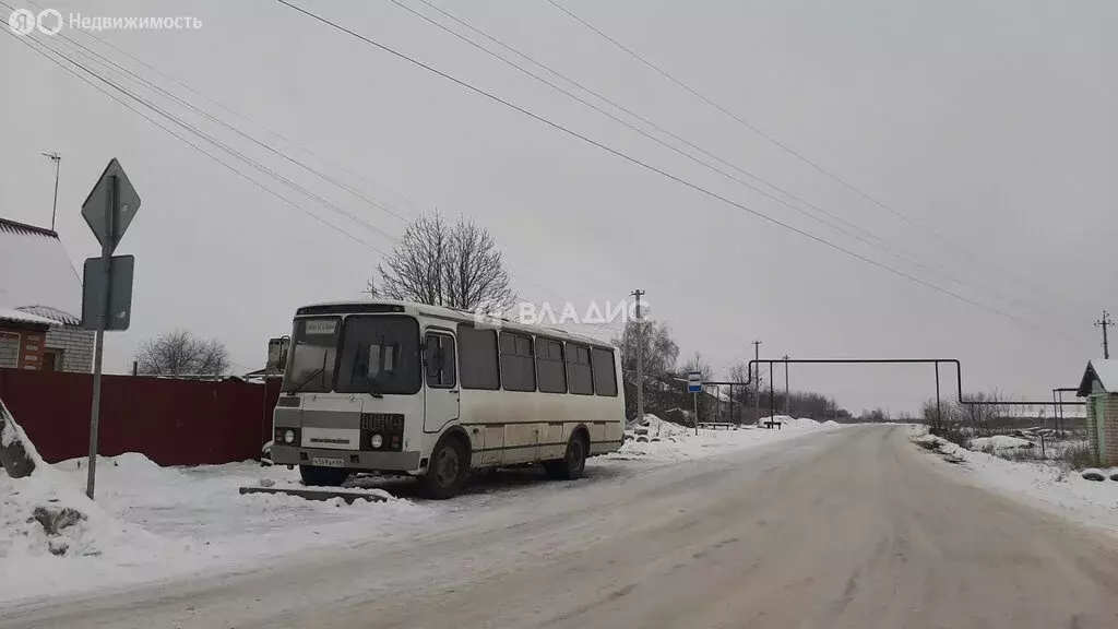 Участок в Крутые Выселки, коттеджный посёлок Малиновка (10 м) - Фото 0