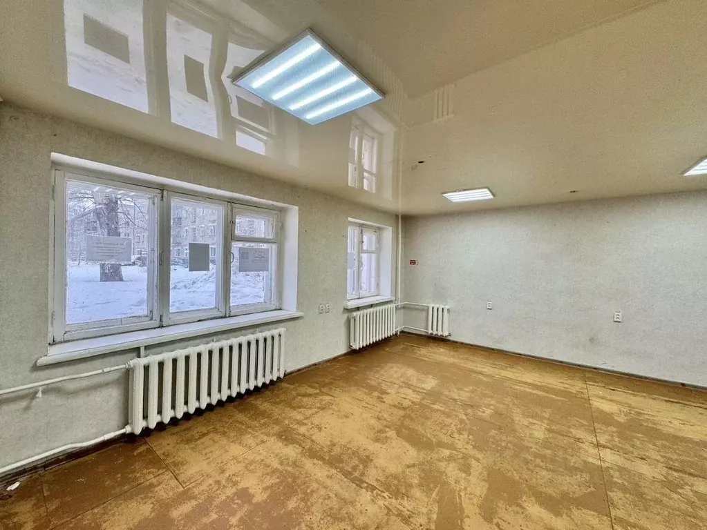 Помещение свободного назначения в Кировская область, Киров ул. ... - Фото 2