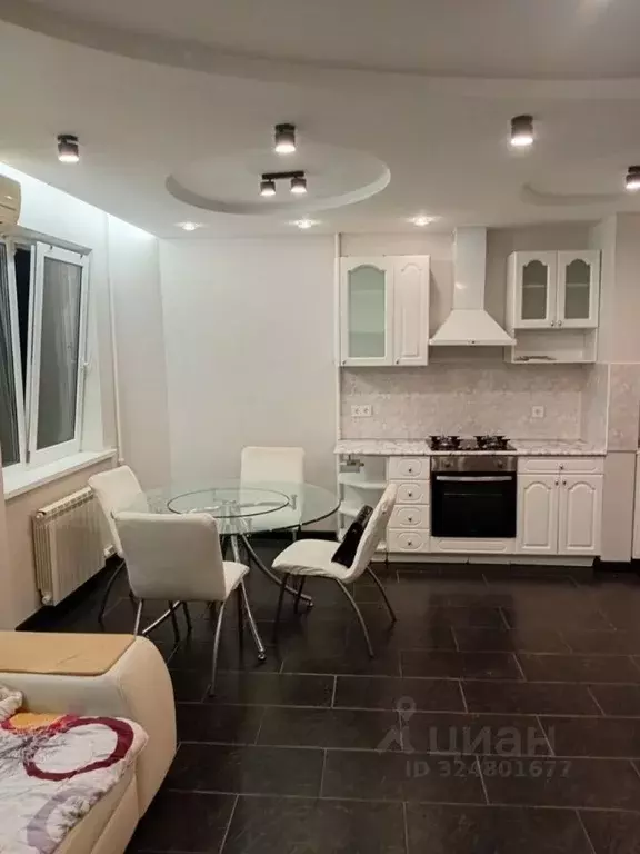 3-к кв. Волгоградская область, Волгоград ул. Космонавтов, 17 (64.3 м) - Фото 2