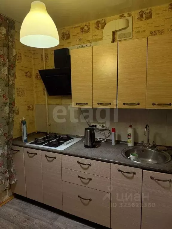 3-к кв. Тюменская область, Тюмень ул. Энергетиков, 62 (54.7 м) - Фото 1