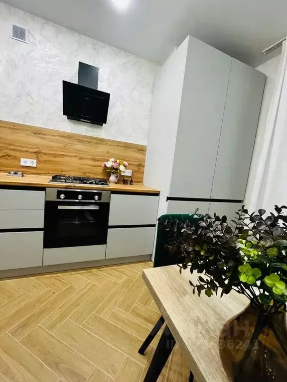 1-к кв. Калмыкия, Элиста ул. А. Сусеева, 6 (45.0 м) - Фото 1