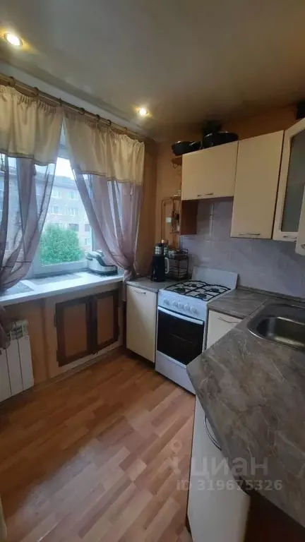 3-к кв. Мурманская область, Мурманск ул. Капитана Буркова, 25 (57.9 м) - Фото 0