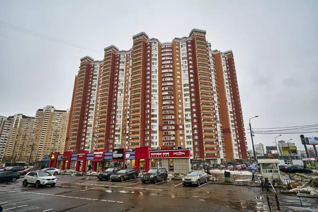 2-к кв. Московская область, Красногорск бул. Ильинский, 2А (65.0 м) - Фото 0