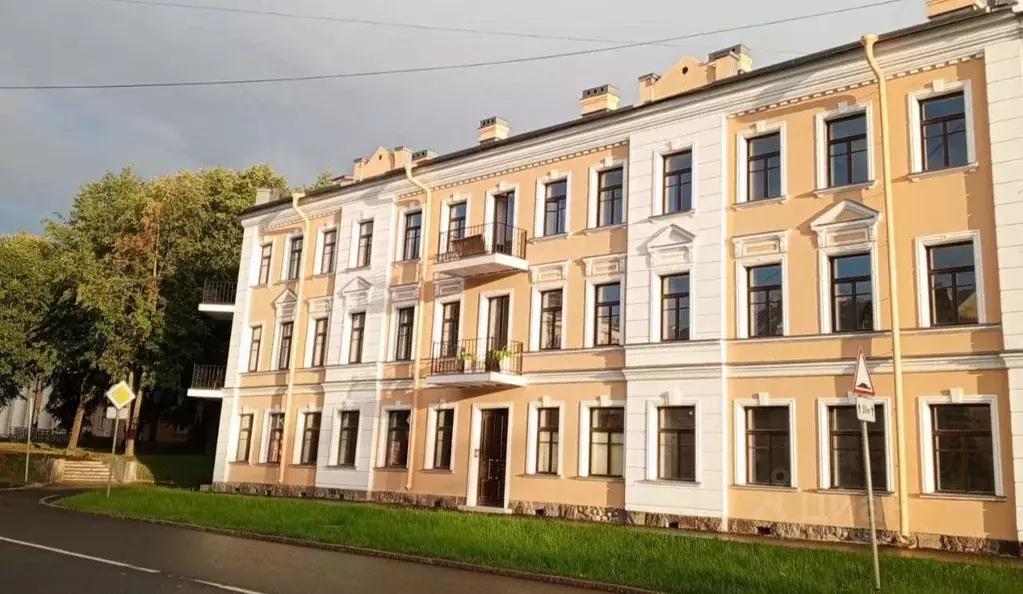 1-к кв. Санкт-Петербург, Санкт-Петербург, Ломоносов Дворцовый просп., ... - Фото 1