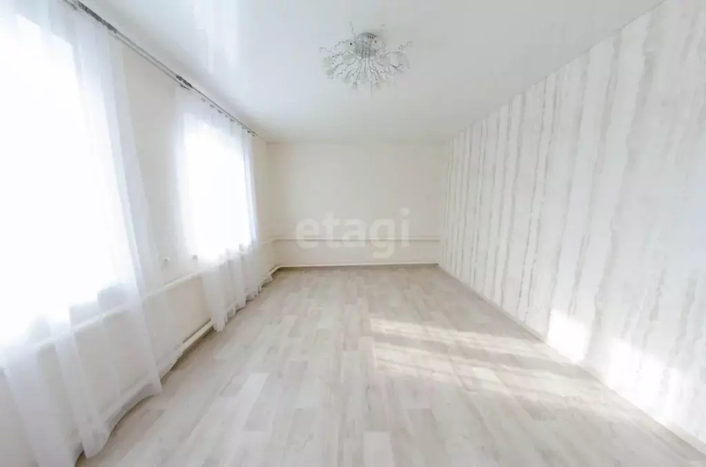 Дом в Курганская область, Шадринск ул. Анисимова, 153 (89 м) - Фото 0