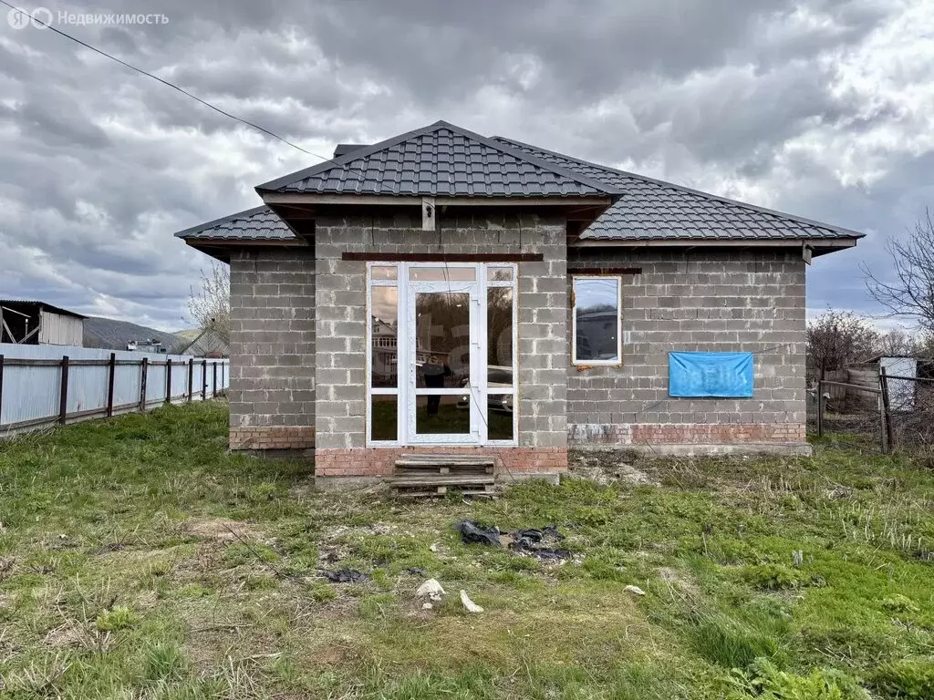 Дом в село Новый Краснояр, Российская улица (105.9 м) - Фото 1