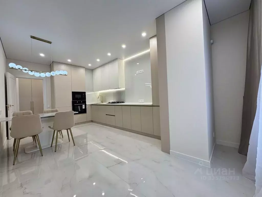 2-к кв. Ставропольский край, Ставрополь ул. Андрея Голуба, 12 (65.0 м) - Фото 2