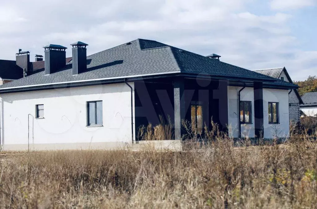 Дом 100 м на участке 6 сот. - Фото 1