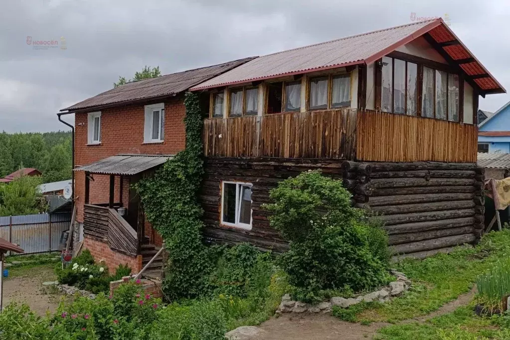 Дом в Свердловская область, Екатеринбург ул. Баранчинская (157 м) - Фото 1