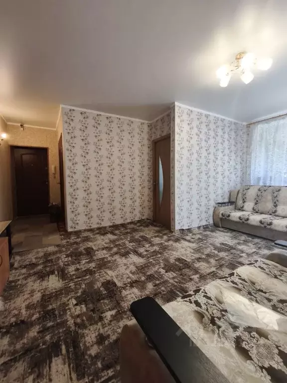 2-к кв. Ростовская область, Гуково ул. Карла Маркса, 72А (42.4 м) - Фото 1