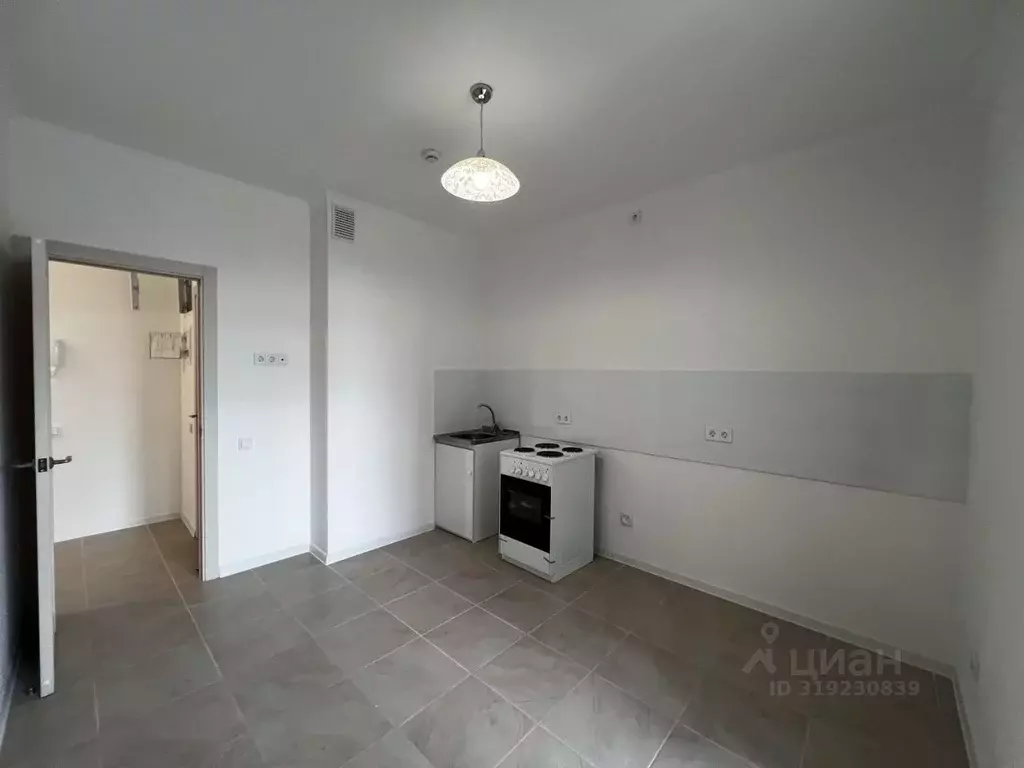 3-к кв. Москва ул. Константина Федина, 5 (76.0 м) - Фото 1