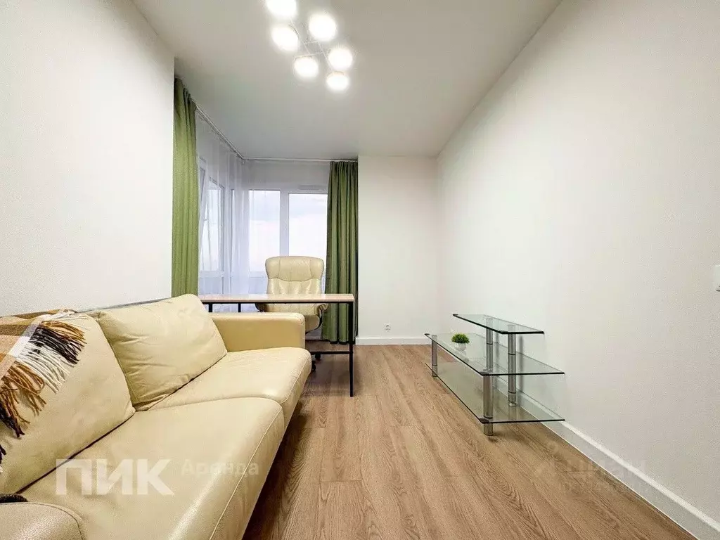 3-к кв. Москва Очаковское ш., 5к1 (50.6 м) - Фото 2