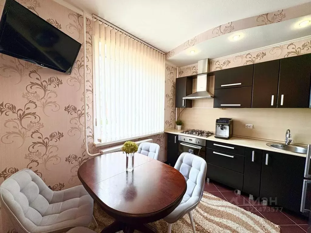 2-к кв. Татарстан, Нижнекамск ул. Рифката Гайнуллина, 10 (52.3 м) - Фото 0