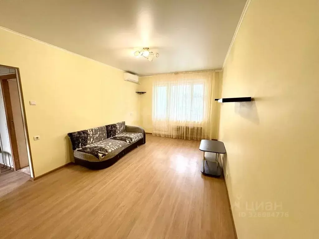 3-к кв. Астраханская область, Астрахань Жилая ул., 5к1 (73.7 м) - Фото 1