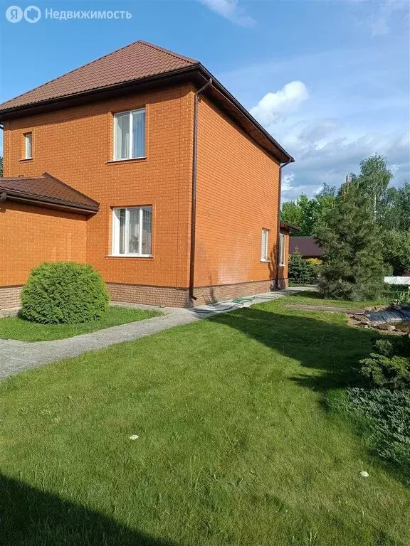 Дом в Шебекино, улица Титовский Бор, 14 (210 м) - Фото 0