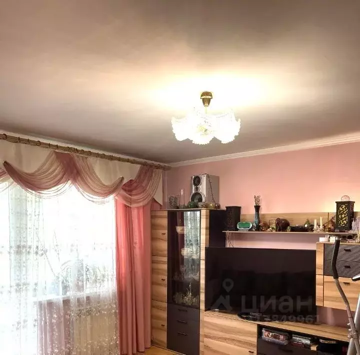 2-к кв. Томская область, Томск ул. Карла Ильмера, 15 (50.0 м) - Фото 0