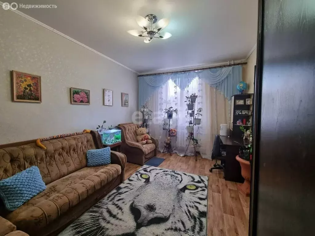 2-комнатная квартира: Кемерово, улица 40 лет Октября, 11 (57.6 м) - Фото 0