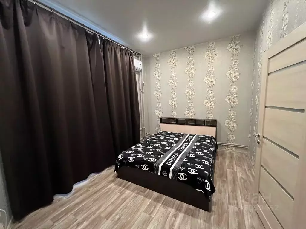 2-к кв. Волгоградская область, Волгоград ул. Глазкова, 23А (52.0 м) - Фото 0