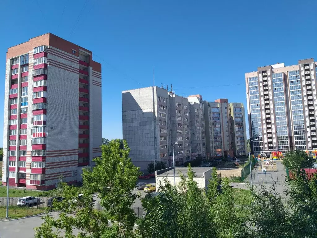 2-к кв. Курганская область, Курган ул. Карельцева, 90к1 (45.0 м) - Фото 1