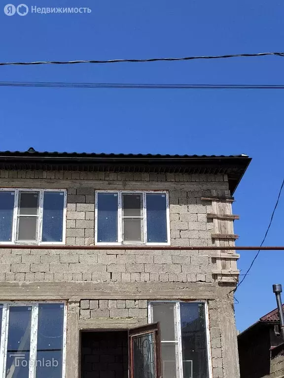 Дом в Новый Хушет, квартал Новый, 3-я Ирисовая улица, 16 (245 м) - Фото 2